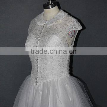 Short Net Applique Lace Mini Wedding Dress photo-5