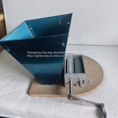 666 Semicircular Wooden Base, Manual Stainless Steel Double-roller Grain Malt Grinder, Specially for Home Brewing photo-2