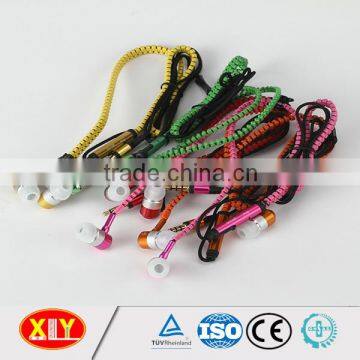 Ex-factory price good quality multi color plastic zipper earphone