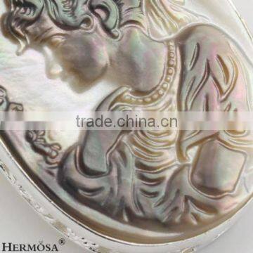 Vintage Beauty Engraved Abalone Shell 925 Sterling Silver Cameo Pendant photo-2