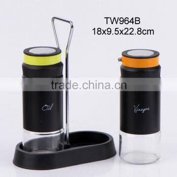 TW964B 2pcs glass oil vinegar bottle with metal casing and plastic stand