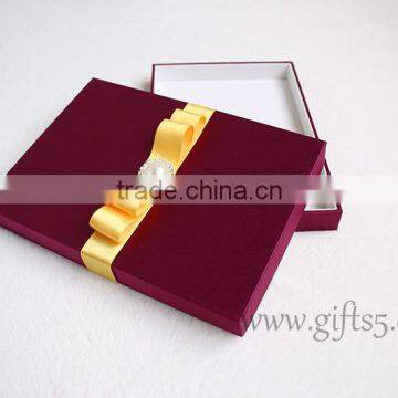 Decorative Wedding Invitation Card box with bowknot