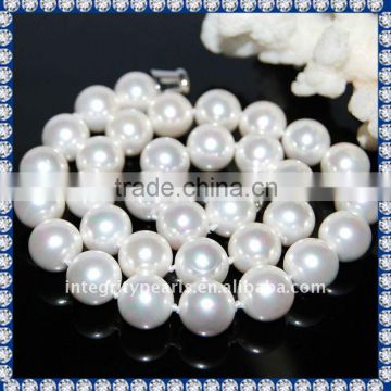 Hot Sell Beautiful 12mm Sea Shell Pearl Necklace