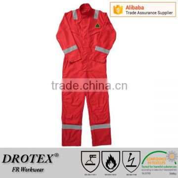 Durable woven nonflammable protective antistatic clothing for petroleum workers