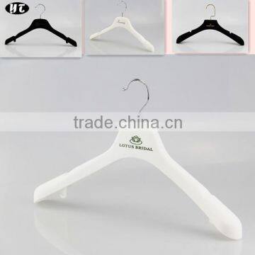 Plastic Top Hanger Customize Logo Velvet Flocked Hanger
