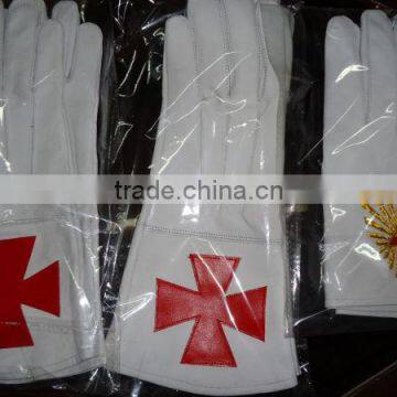 Leather gloves