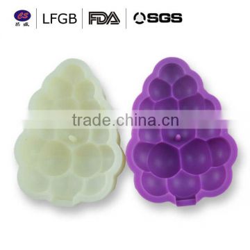 2014 hot sale factory price grape shape Silicone Ice cube Tray