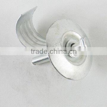 Limpet Clip Used to Hold Down Scaffold Boards in Exposed Areas photo-2