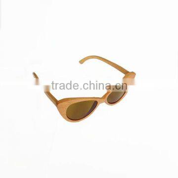 Eco-friendly Beech Wood Sunglasses photo-2