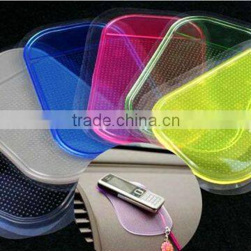 Wholesale alibaba phone accessories, reusable anti-slip silicone mat for mobile phone