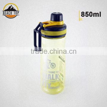 2018 new plastic space cup water bottle with handle