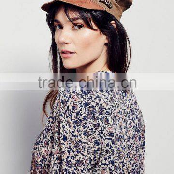 2016 Guangzhou Shandao Supplier OEM Custom Design Spring Women Long Sleeve V Neck Vintage Printed Chiffon Blouse Patterns photo-5