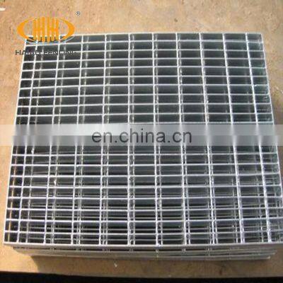 (ISO 9001)hot Dip Galvanized Serrated Steel Bar Grating Factory photo-4