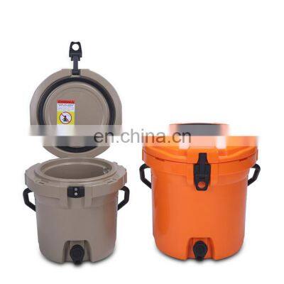 Rotational molding 2.5 gallon 5 gallon hard cooler jug cold water bucket for camping