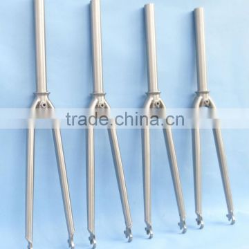 2015 China cheap Road bike titanium fork