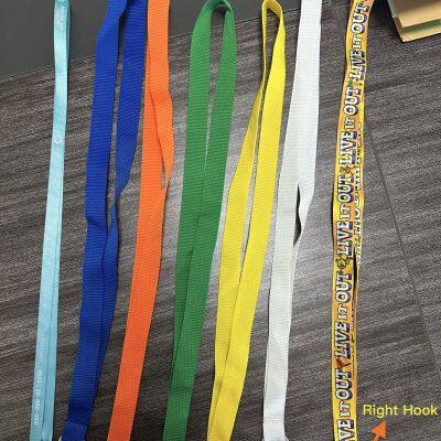 Mesma qualidade de crachás do Canton Fair. Personaliza??o, impress?o em crachás e ganchos