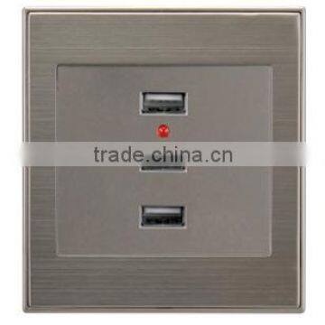 Child Protected 250V 10A 3 USB Wall Socket Outlets/Cell Phone Outlet/3 USB Receptacle Socket Outlet photo-3