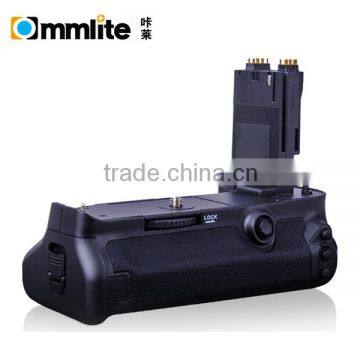 Commlite ComPak Vertical Battery grip for Canon EOS 5D Mark III