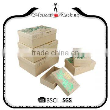 2016  China Free Sample Custom Gift Boxes with Logo and Text Printed