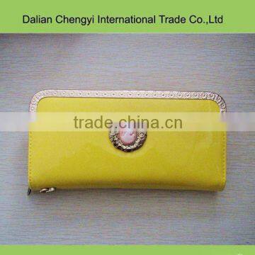 Wholesale solid color ladies pu long ladies wallet with iron edge