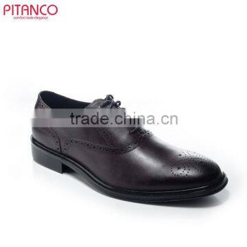 The classic genuine leather Oxford shoes for men