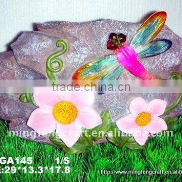 Polyresin Dragonfly Stone Solar Light Crafts