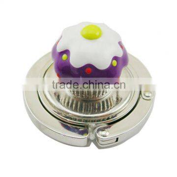 cute cupcake metal bag holder for table,weight capacity : 7kg,various colors,good quality,pass factory audit<DPHA1232>