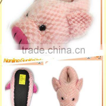 Cartoon pig Indoor Slippers/ Plush Slippers/Custom Women's Soft Plush Cartoon Fluffy Slippers