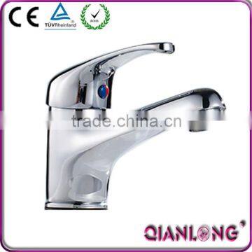 QL-1152 New Form Durable Deck Mounted Brass Basin Faucet