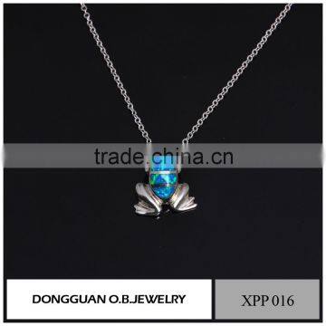 2016 Hot-selling Preety Animal Charm Pendant Necklace Jewelry With Enelmal Craft