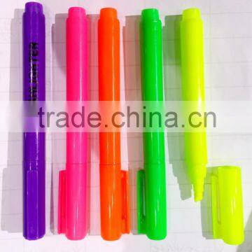 Plastic color highlighter pen