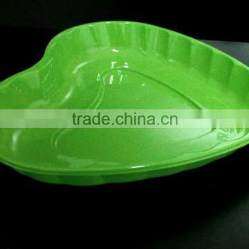 High quality plastic fruit plate heart type snack container