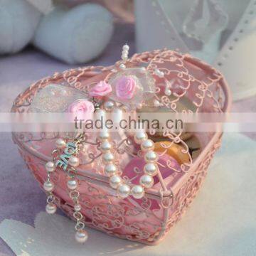 handmade wedding basket heart shape basket