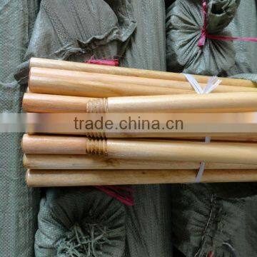 1200mm x 22mm varnished wooden mop handle