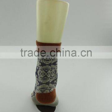 Men Wholesale Perforated Customs Dress Socks With Happy Socks Quality photo-2