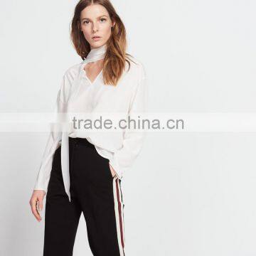 NEWEST DESIGN Nice Fastening at the Collar Women V-neck and Long Sleeve Blouse photo-4