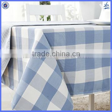 kind of washable table cloths/blue white table cloth