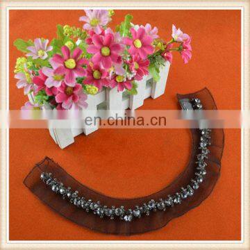 2016 Wholesale rhinestone beaded neckline applique handmade embroidery design collar for lady suits