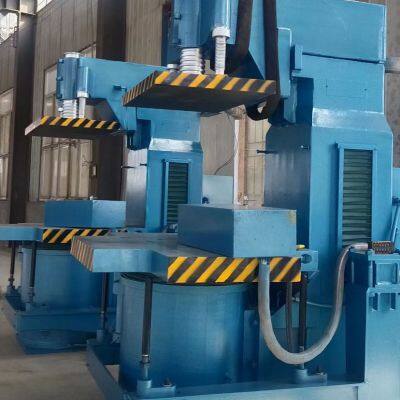 Micro vibration molding machine for green sand casting process