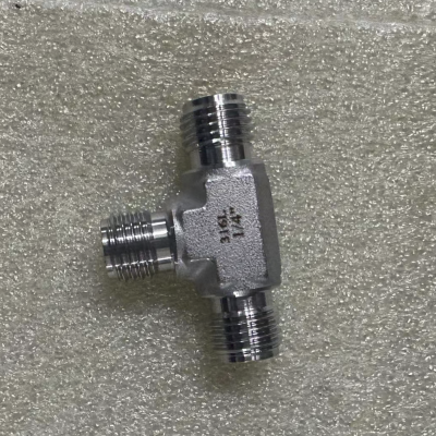 VCR Male Thread Tee Fitting With Standard Compliant for Industrial Use photo-4