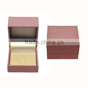 pink plastic single ring box