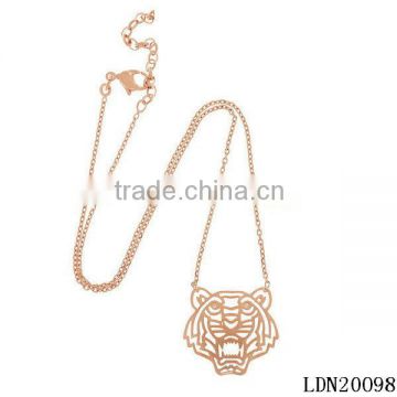 Long Chain Gold Hollow Leopard Pendant Necklace