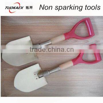 Non sparking brass shovel fold shovel