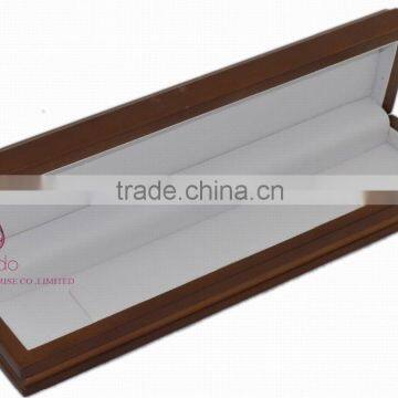 Luxury Lacquer Bracelet Packaging Box photo-6