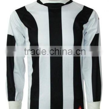 2015 Custom 100% Polyester soccer jersey / uniform china