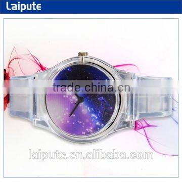 Wholesale custom logo quartz stainless steel back fashion plastic watch ladies R1515 watch factory