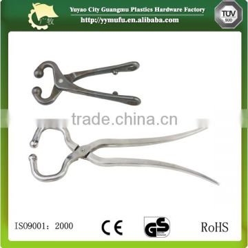 Two sizes fortunearia plier retain cattle