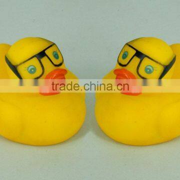 Plastic yellow bath duck,rubber bath glasses duck toy