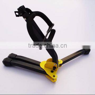 alto saxophone stand