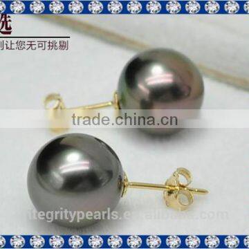 18K gold AAA peacock green tahitian pearl earrings